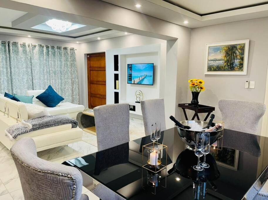 Cozier Glitz Villa Kapstaden Eksteriør billede